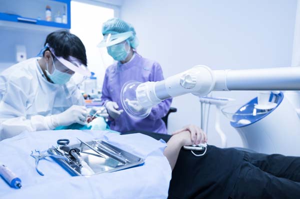 Find Oral Surgery Near Me: Expert Care At Your Doorstep